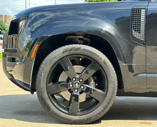 2025 Land Rover Defender 2025 LAND ROVER DEFENDER 110 V8 P525 - 22870635 - 39