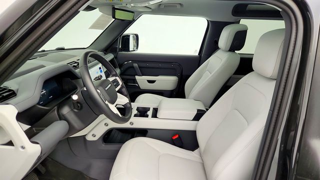 2025 Land Rover Defender 90 P300 S - 22997962 - 19