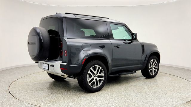 2025 Land Rover Defender 90 P300 S w/ Premium Upgrade Interior Pack & 20'' Wheels - 22997962 - 4