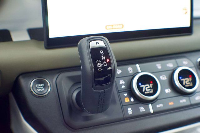 2025 Land Rover Defender Local Trade/Air Suspension Pkg/Adaptive Dynamics/Meridian Audio - 23019853 - 32