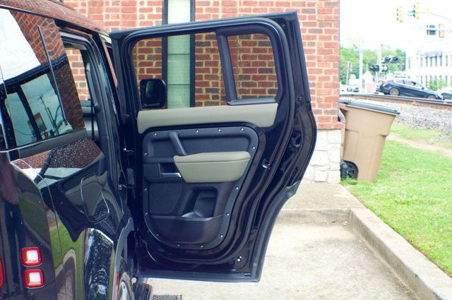 2025 Land Rover Defender Local Trade/Air Suspension Pkg/Adaptive Dynamics/Meridian Audio - 23019853 - 50