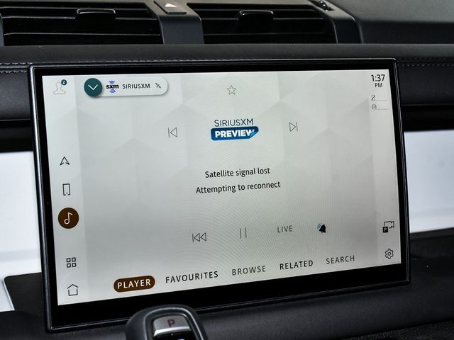 2025 Land Rover Defender 110 S - 22950438 - 25