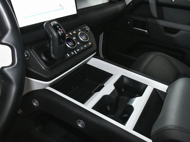2025 Land Rover Defender 110 S - 22950438 - 38