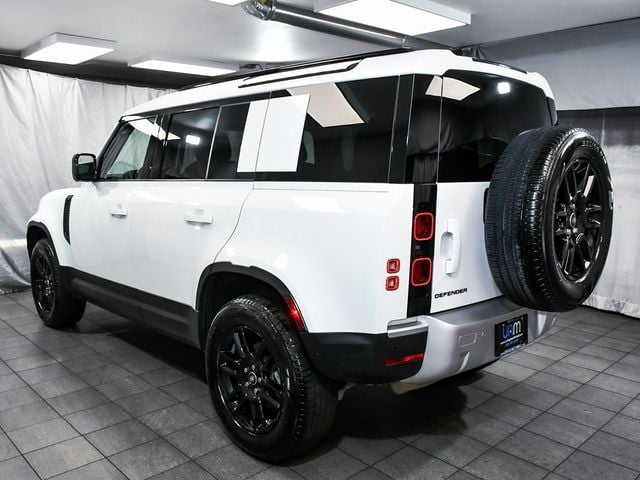 2025 Land Rover Defender 110 S - 22950438 - 3