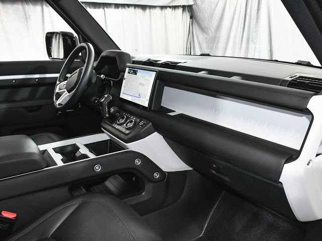 2025 Land Rover Defender 110 S - 22950438 - 60