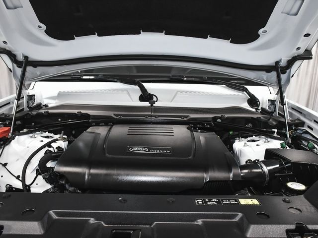 2025 Land Rover Defender 110 S - 22950438 - 70