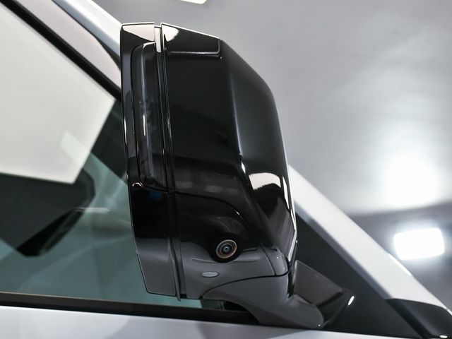 2025 Land Rover Defender 110 S - 22950438 - 73