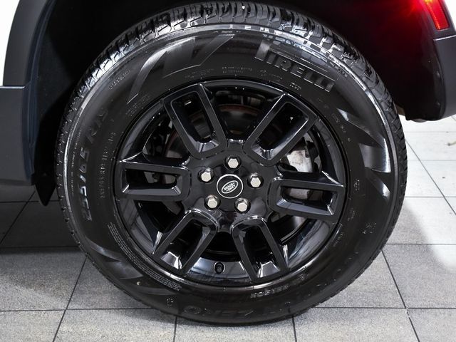 2025 Land Rover Defender 110 S - 22950438 - 7