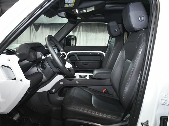 2025 Land Rover Defender 110 S - 23041765 - 42