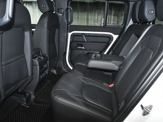 2025 Land Rover Defender 110 S - 23041765 - 46