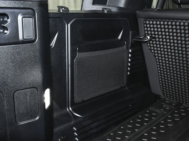 2025 Land Rover Defender 110 S - 23041765 - 61