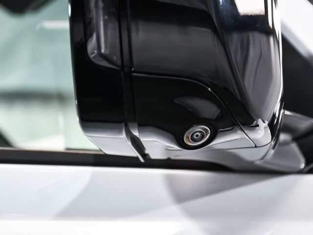 2025 Land Rover Defender 110 S - 23041765 - 68