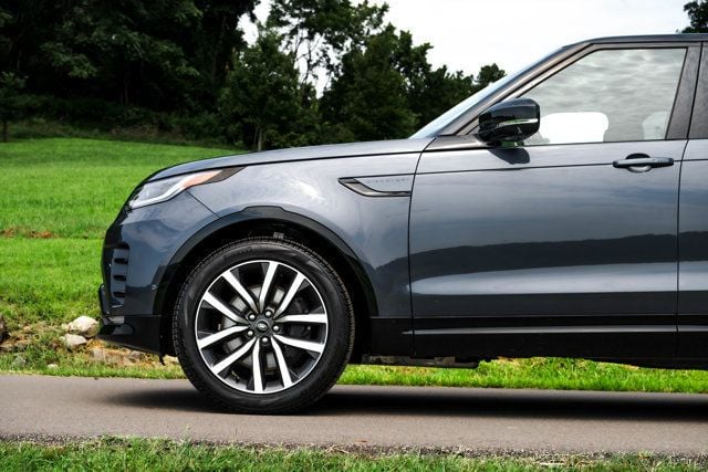 2025 Land Rover Discovery Dynamic SE - Photo 12