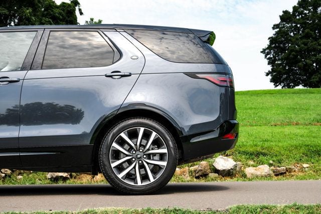 2025 Land Rover Discovery Dynamic SE - Photo 13