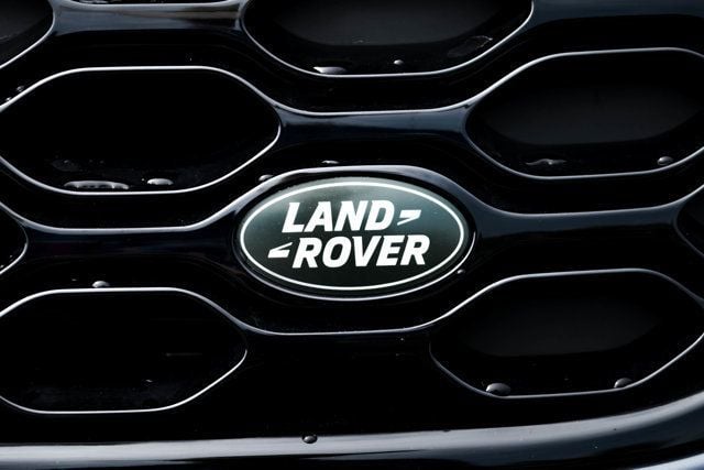 2025 Land Rover Discovery Dynamic SE - Photo 17