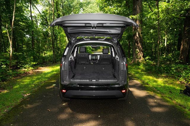 2025 Land Rover Discovery Dynamic SE - Photo 18
