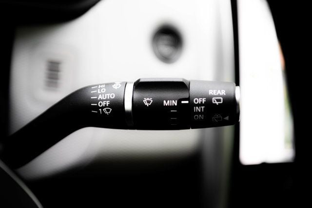 2025 Land Rover Discovery Dynamic SE - Photo 35