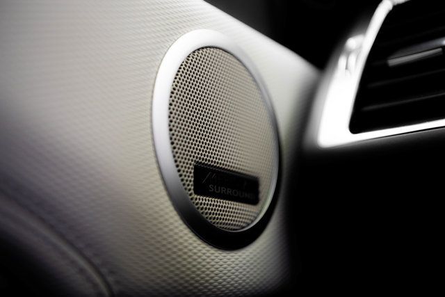 2025 Land Rover Discovery Dynamic SE - Photo 47