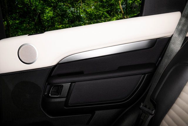 2025 Land Rover Discovery Dynamic SE - Photo 55