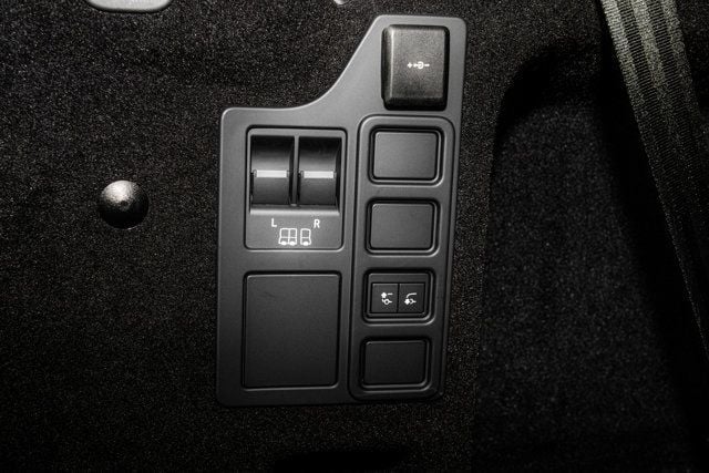 2025 Land Rover Discovery Dynamic SE - Photo 60