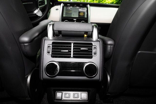 2025 Land Rover Discovery Dynamic SE - Photo 61