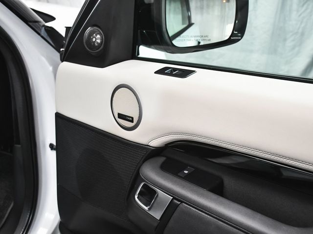 2025 Land Rover Discovery S - 22938091 - 16