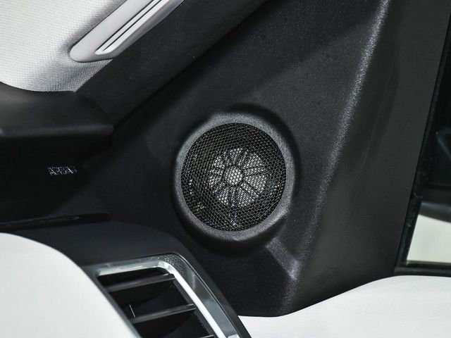 2025 Land Rover Discovery S - 23006486 - 32