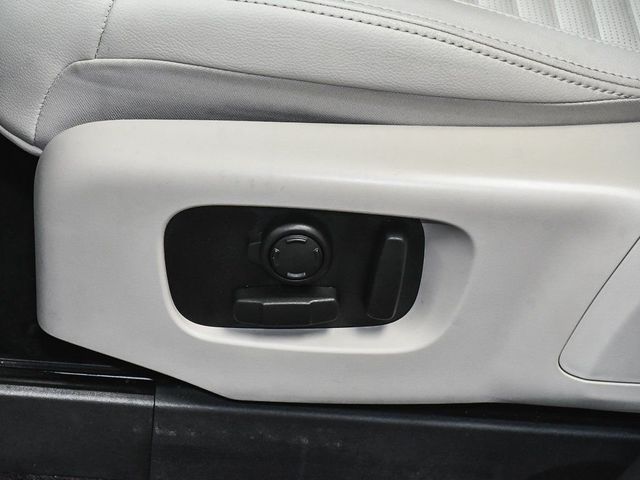 2025 Land Rover Discovery S - 23006486 - 50