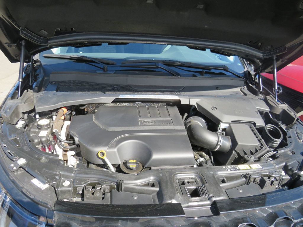 Land Rover Discovery Sport photo 15