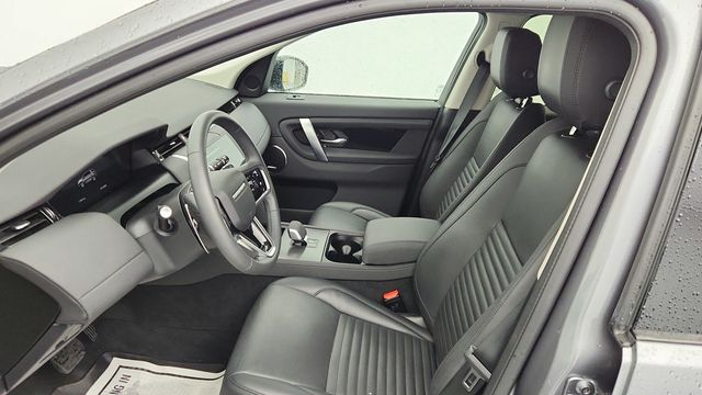 2025 Land Rover Discovery Sport S 4WD with Tow Hitch Receiver - 22953935 - 17