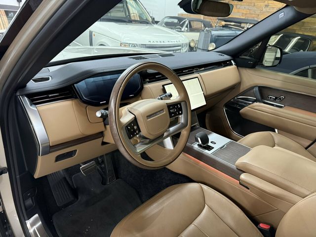 2025 Land Rover Range Rover Heated&CooledSeats/Black Contrast Roof/Meridian Audio/Blind Spot - 23075754 - 9