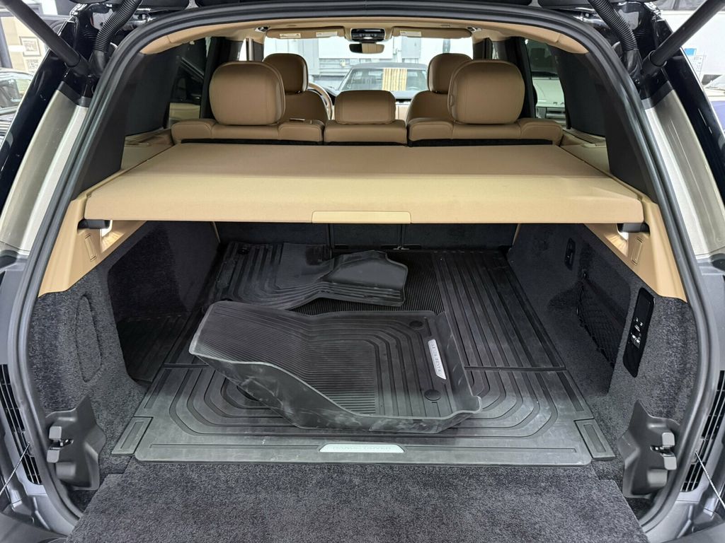 2025 Land Rover Range Rover Heated&CooledSeats/Black Contrast Roof/Meridian Audio/Blind Spot - 23075754 - 21