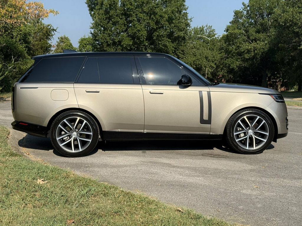 2025 Land Rover Range Rover Heated&CooledSeats/Black Contrast Roof/Meridian Audio/Blind Spot - 23075754 - 6