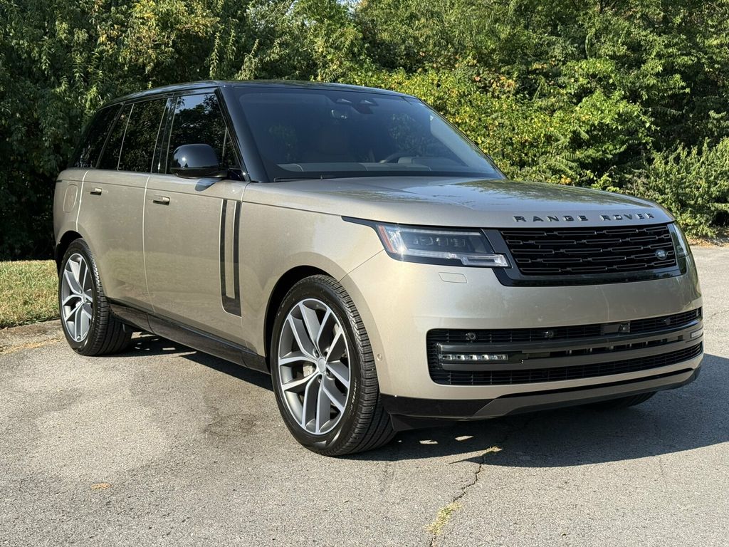 2025 Land Rover Range Rover Heated&CooledSeats/Black Contrast Roof/Meridian Audio/Blind Spot - 23075754 - 7