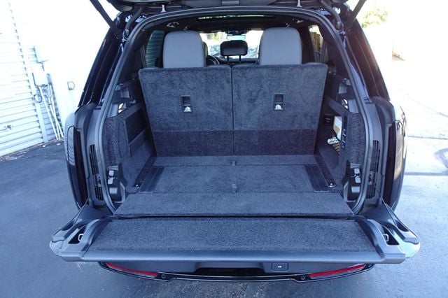 2025 Land Rover Range Rover P400 SE LWB 7 Seat - 22928266 - 16