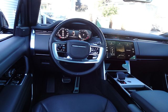 2025 Land Rover Range Rover P400 SE LWB 7 Seat - 22928266 - 17