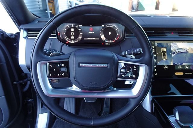 2025 Land Rover Range Rover P400 SE LWB 7 Seat - 22928266 - 24