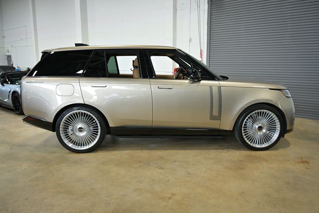 2025 Land Rover Range Rover P400 SE SWB - 23040581 - 11