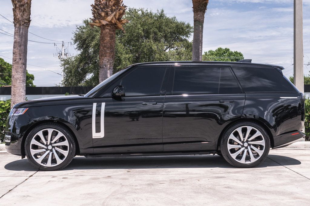 2025 Land Rover Range Rover Autobiography LWB photo 2