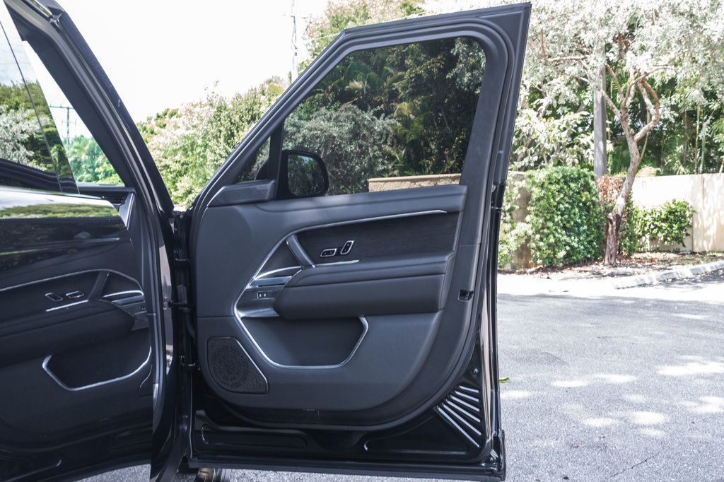 2025 Land Rover Range Rover Autobiography LWB photo 29
