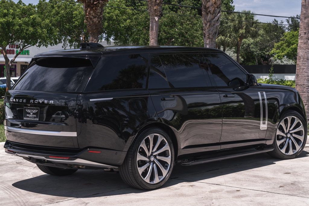 2025 Land Rover Range Rover Autobiography LWB photo 6