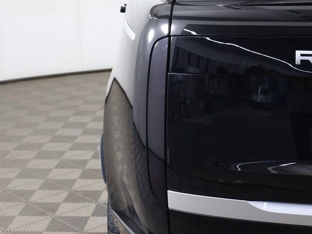 2025 Land Rover Range Rover P530 Autobiography SWB - 23024230 - 22