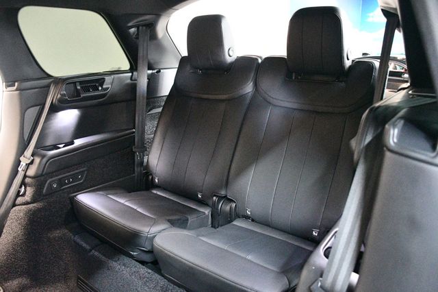 2025 Land Rover Range Rover P530 SE LWB 7 Seat - 23044006 - 40