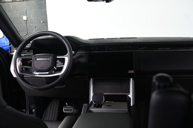 2025 Land Rover Range Rover P530 SE LWB 7 Seat - 23044006 - 4