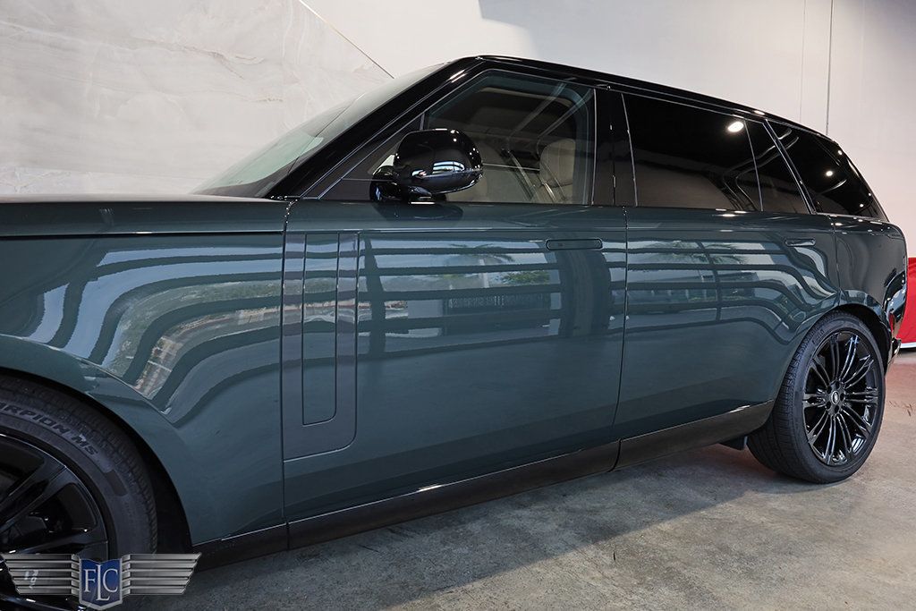 2025 Land Rover Range Rover P530 SE LWB 7 Seat - 23074363 - 10