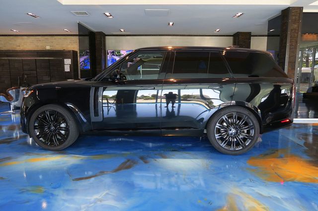 2025 Land Rover Range Rover P530 SE SWB - 23025493 - 10