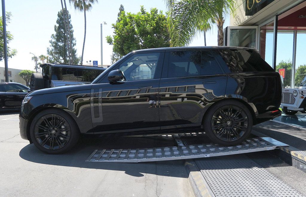 2025 Land Rover Range Rover P530 SE SWB - 23025493 - 4