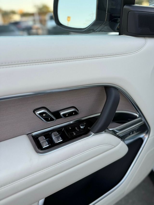 2025 Land Rover Range Rover P530 SE SWB - 22981046 - 18