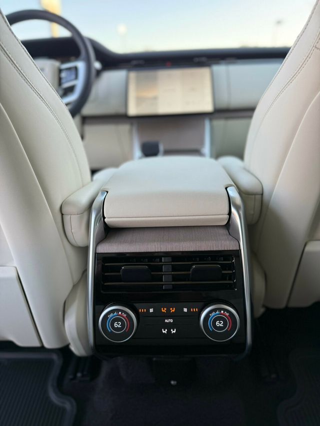 2025 Land Rover Range Rover P530 SE SWB - 22981046 - 19