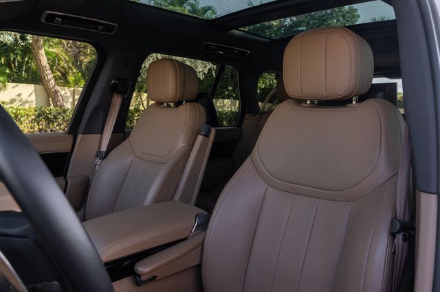 2025 Land Rover Range Rover P530 SE SWB - 22940729 - 12